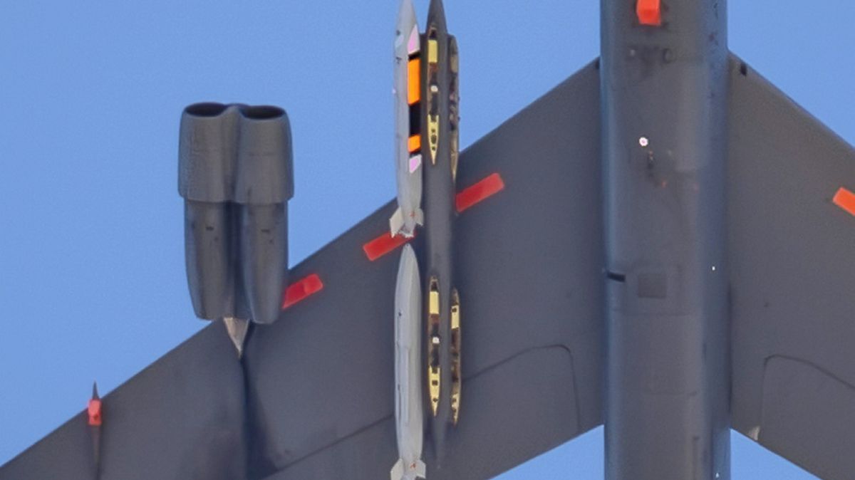 V Polsku mluví o pořízení jaderných zbraní: Co pro to musí udělat